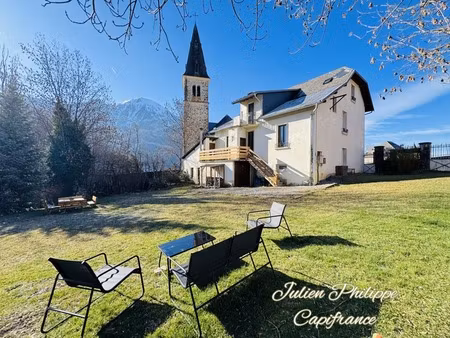 maison de famille avec vue montagne !