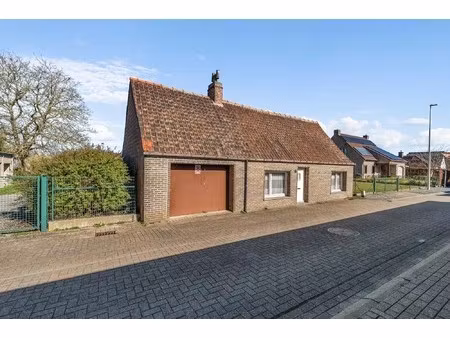 bouwgrond met af te breken woning op toplocatie in vinkt