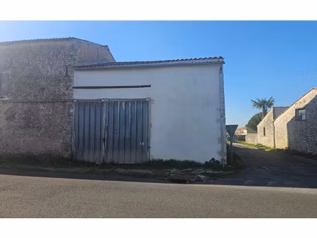 maison saint-just-luzac 45.72 m² t-1 à vendre  64 500 €