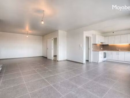 appartement à louer à eeklo € 895 (lms6h) - moyabell real estate | zimmo