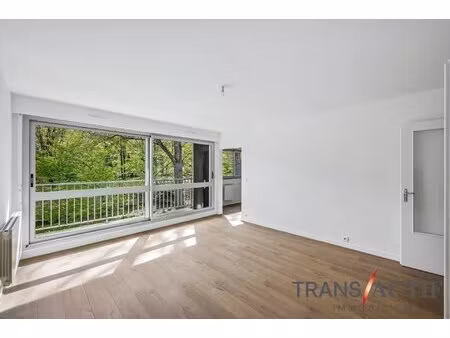 orsay – appartement 2 pièces de 59 71 m² avec balcons