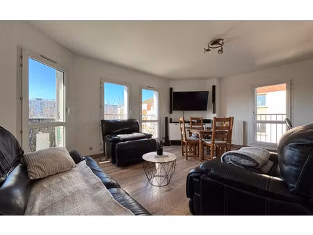 appartement longvic 69.2 m² t-3 à vendre  140 000 €