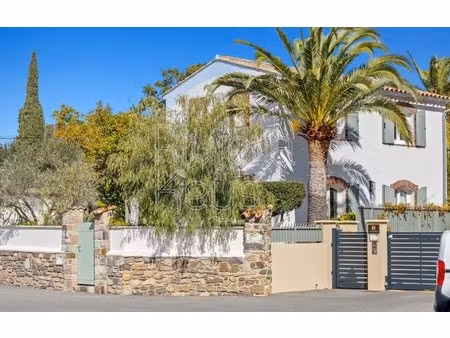 maison de luxe à vendre à saint-raphaël : 690 000 € | 81m²