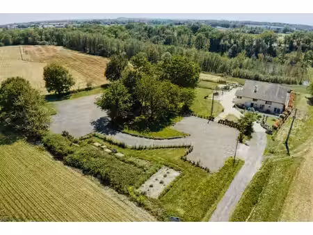 maison 15 pièces - 566 m²