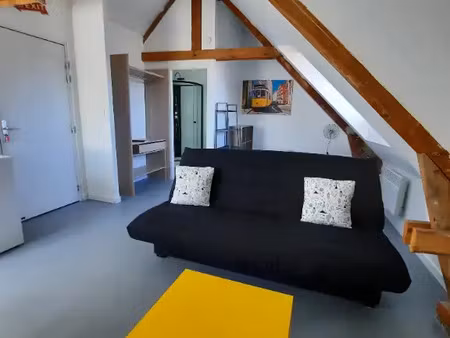 location appartement t1 meublé à guingamp (22200) : à louer t1 meublé / 19m² guingamp