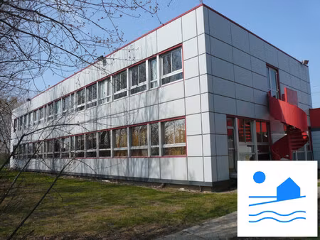 bureau de 35 m²  proche autoroute le havre rouen-caen