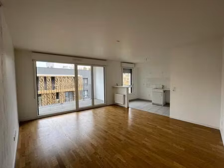 3 pieces - bd pasteur bry-sur-marne