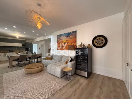 appartement t2 bis possibilité t3 au centre d'echalas de 73.27 m2