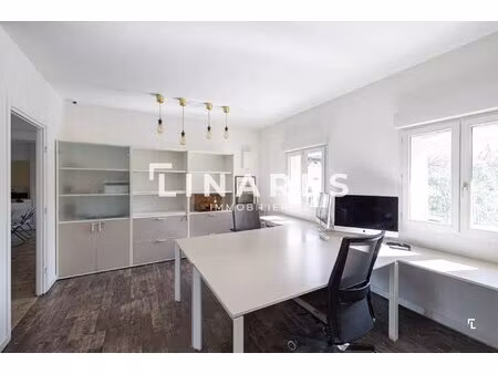 le valentinois - local de 67m2 - parking - 13011 la valentine