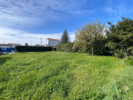 vente terrain à batir 572 m² à rochefort (17300)  180 000 €