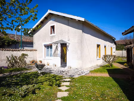 maison champagne le sec à 5 minute de la n10 angoulême / poitiers