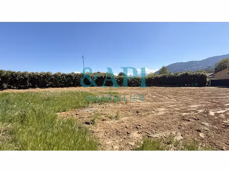 terrain plat constructible armoy 1050 m2