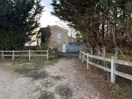 location maison à saint-romain-la-virvée (33240) : à louer / 85m² saint-romain-la-virvée