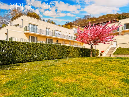 appartement 4 pièces 77 m2 dernier étage terrasse & ba