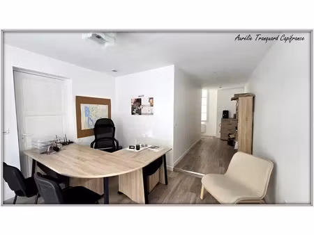 vente immeuble à saint-jean-d'angély (17400) : à vendre / 200m² saint-jean-d'angély