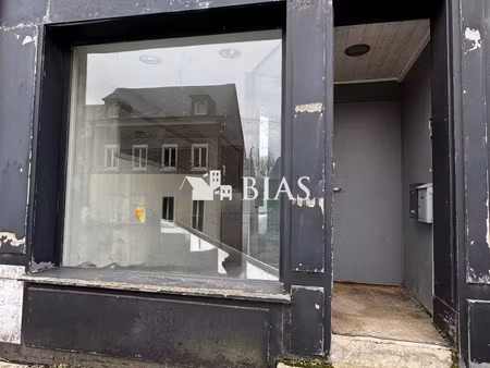 vente bureaux et commerces à bourg-achard (27310) : à vendre / 48m² bourg-achard