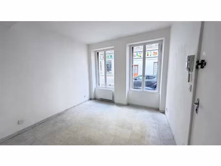 location appartement 2 pièces 29 m² à chateau-thierry (02400)  449 €