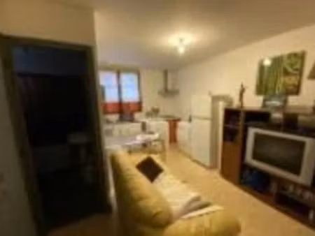 location appartement 2 pièces à bazas (33430)  455 €