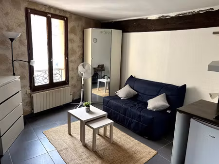 location meublée appartement 1 pièce 17 m² à pontoise (95000)  590 €