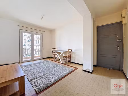 location appartement 3 pièces 50 m² à ajaccio (20000)  670 €