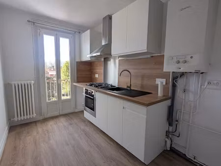 location appartement 3 pièces 55.25 m² à moissac (82200)  615 €