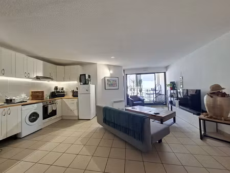 location - appartement t3 de 65 m2 avec terrasse et garage f