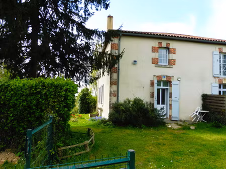 mouilleron en pareds  maison en campagne à seulement 1 5 km