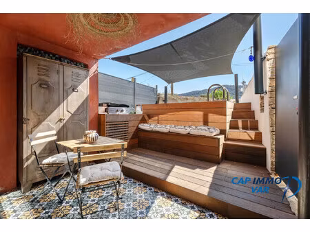 maison de village avec pisicne entièrement rénovée