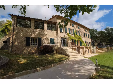 vente maison 14 pièces 662 m² callian (83440)