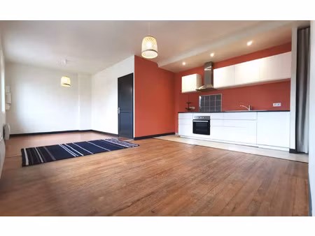 location appartement  m² t-2 à aire-sur-l'adour  505 €