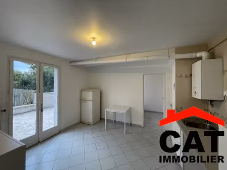 location meublée appartement 3 pièces 31.23 m² à avon (77210)  700 €