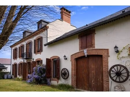 grande maison individuelle avec dépendances et jardin - aureilh