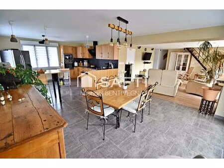 coup de cœur à oisy: le calme d'un plain-pied  le potentiel d'un grand volume