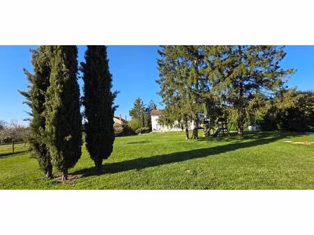 belle maison 5 chambres bureau terrain clos