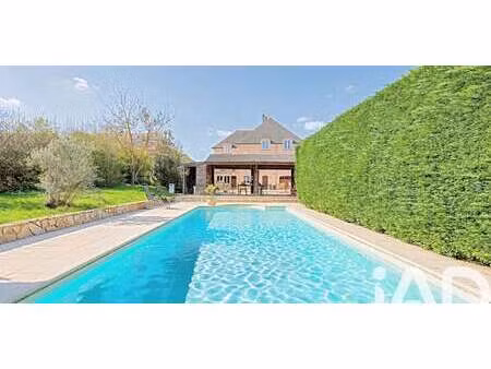 maison avec piscine et terrasse saint-mard (77)