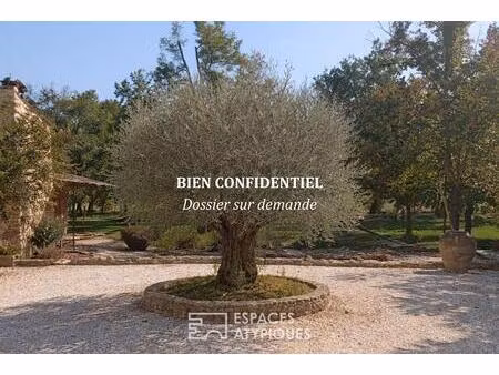 authentique bergerie revisitée dans son écrin de verdure