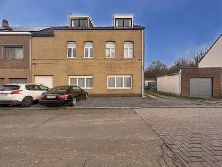 à louer : appartement fermé soigné situé dans la kwakkelstra