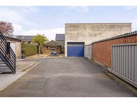 boucherie à vendre avec maison et studio à ruddervoorde