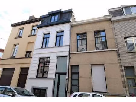 propriété de caractère