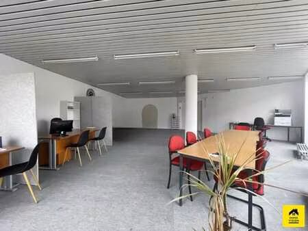 a louer - rez-de-chaussée commercial