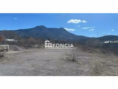 digne  terrain zone commerciale