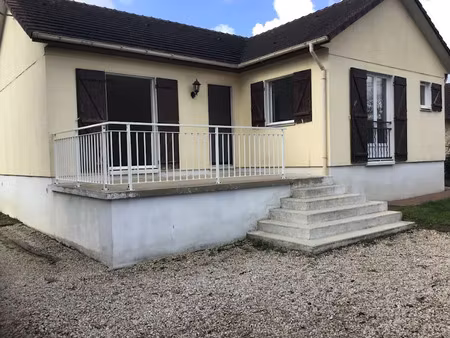 location maison 4 pièces 80 m² à butry-sur-oise (95430)  1 300 €