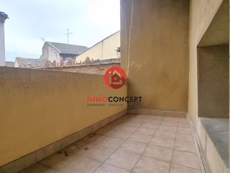 location maison 3 pièces 81.31 m² à roquemaure (30150)  720 €