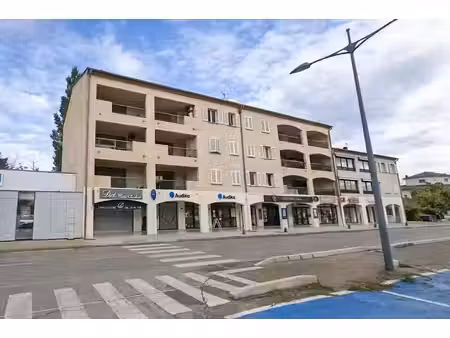 location locaux professionnels 0 pièces 138 m² à brignoles (83170)  1 900 €