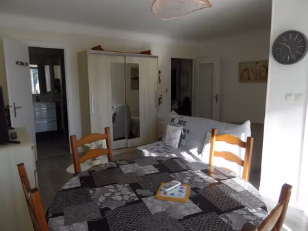 ref 0014 studio meuble dans residence de standing quartier p