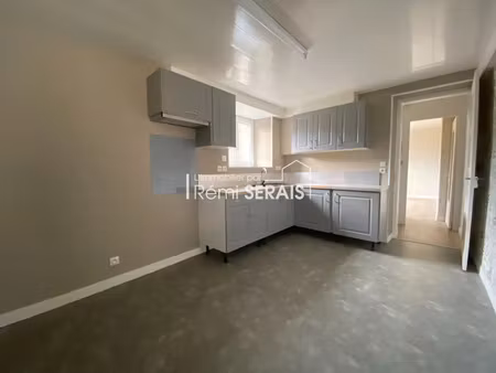 location appartement 2 pièces à domfront (61700) : à louer 2 pièces / 46m² domfront