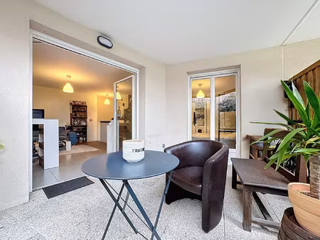 le teich proche gare ! au calme  t2 de 40 m2  terrasse  jard