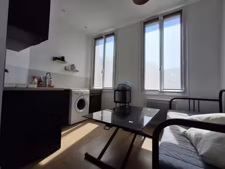 location appartement 1 pièce 18 m² à marseille 5 (13005)