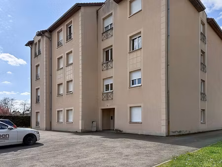 yutz - appartement f3/f4 de 76 77 m2 avec terrasse et garage