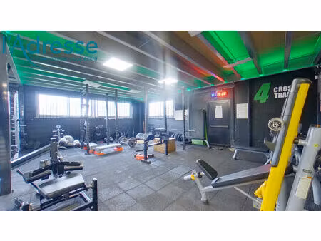 vente fonds de commerce  500.00m²  champs